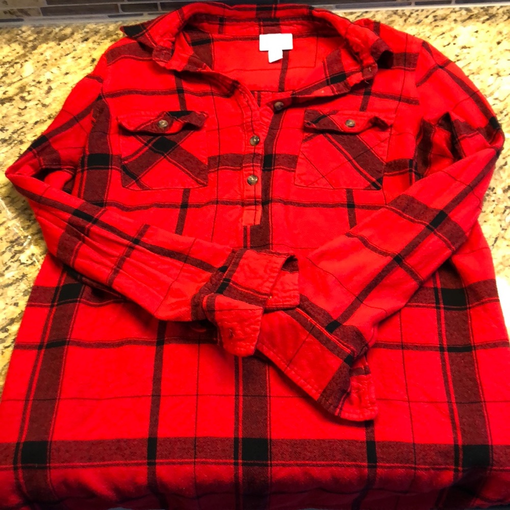 Maternity plaid shirt